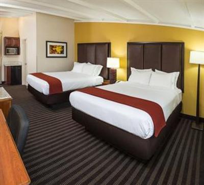фото отеля Holiday Inn Express Springfield (Vermont)