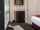 фото отеля Holiday Inn Express Springfield (Vermont)