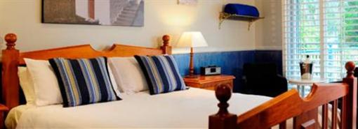 фото отеля Avocado Sunset Bed and Breakfast