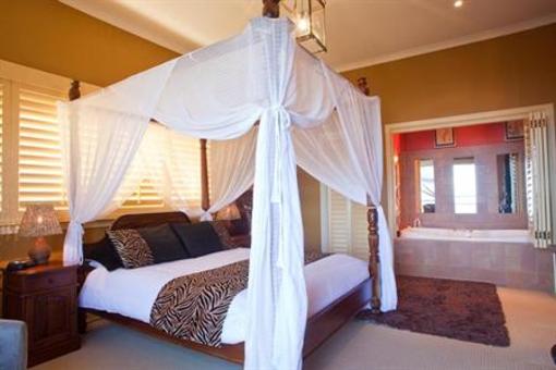 фото отеля Avocado Sunset Bed and Breakfast