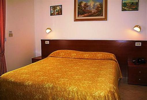 фото отеля Mignon Hotel Milan