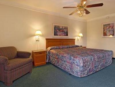 фото отеля Baymont Inn Austin North Austin Highland Mall