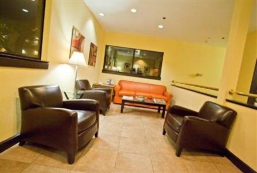 фото отеля Holiday Inn Express Grover Beach-Pismo Beach Area
