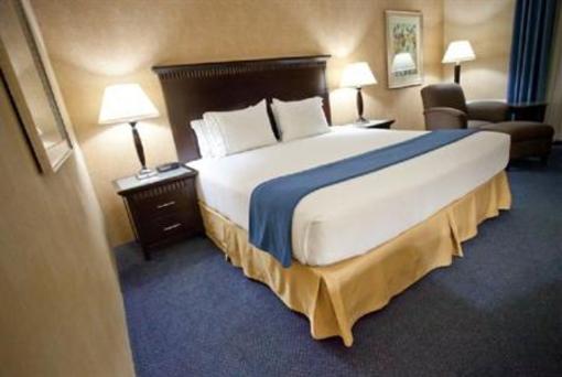 фото отеля Holiday Inn Express Grover Beach-Pismo Beach Area