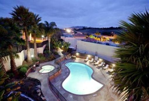 фото отеля Holiday Inn Express Grover Beach-Pismo Beach Area