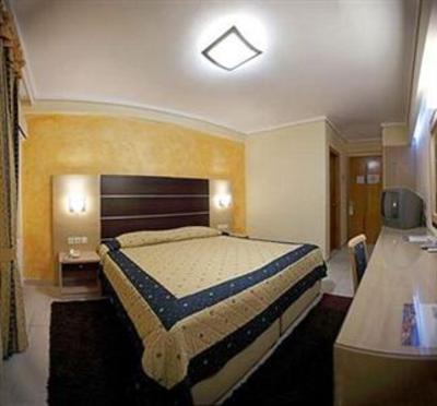 фото отеля Heliotrope Hotels