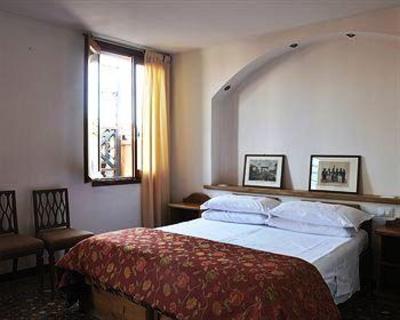 фото отеля Locanda ai Bareteri