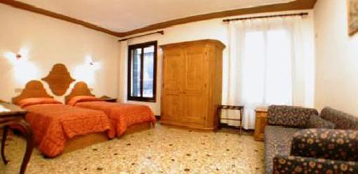 фото отеля Locanda ai Bareteri