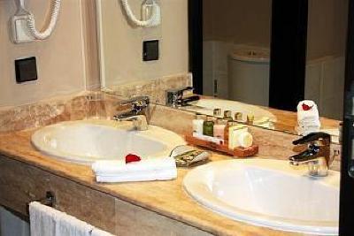 фото отеля Hotel Andalucia Golf Tanger