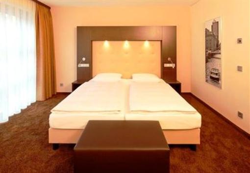 фото отеля Heikotel Hotel Am Stadtpark
