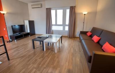 фото отеля Apartments Sata Sagrada Familia