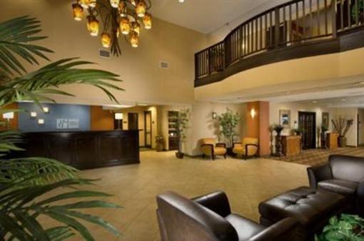 фото отеля Holiday Inn Express & Suites Tyler South