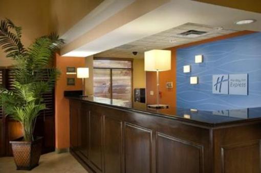 фото отеля Holiday Inn Express & Suites Tyler South