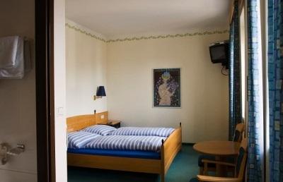 фото отеля Bistro's B&B Hotel Garni