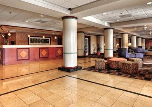 фото отеля Comfort Inn Maingate