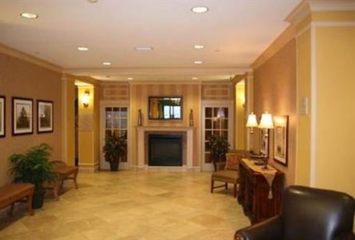 фото отеля Holiday Inn Express Hotel & Suites Florence Civic Center @ I-95