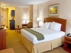 фото отеля Holiday Inn Express Hotel & Suites Florence Civic Center @ I-95