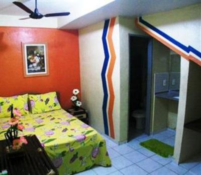фото отеля Hostel Verdes Mares
