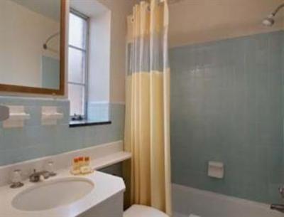 фото отеля Days Inn Arlington Washington DC