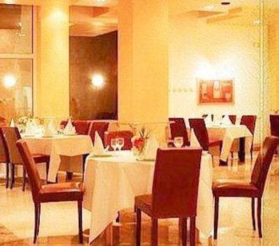 фото отеля Hotel Cara Pitesti