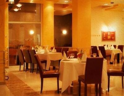 фото отеля Hotel Cara Pitesti