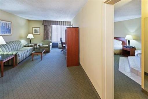 фото отеля Holiday Inn Express & Suites Plano East