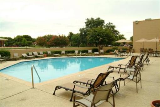 фото отеля Holiday Inn Express & Suites Plano East