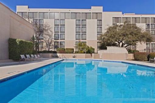 фото отеля Holiday Inn Express & Suites Plano East