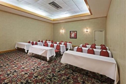 фото отеля Holiday Inn Express & Suites Plano East
