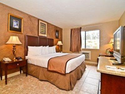 фото отеля Quality Inn & Suites Near The Border