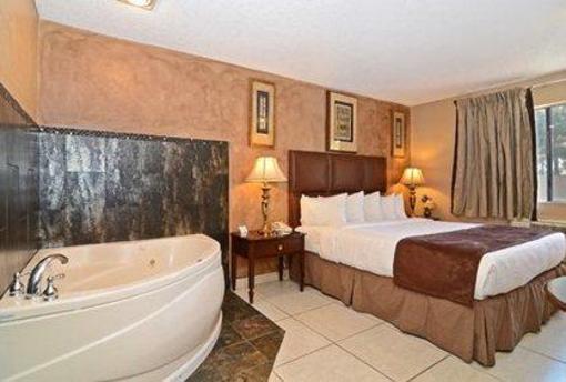 фото отеля Quality Inn & Suites Near The Border
