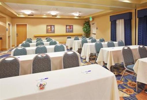 фото отеля Holiday Inn Express Sacramento Airport Natomas