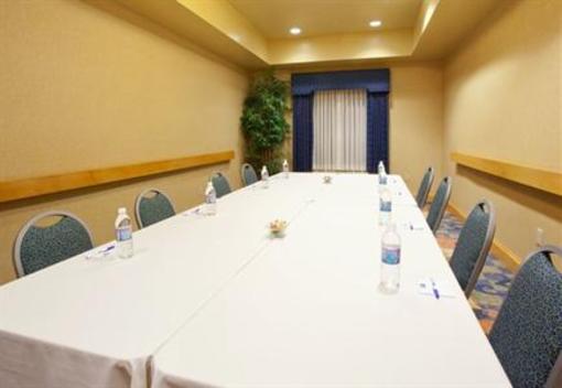 фото отеля Holiday Inn Express Sacramento Airport Natomas