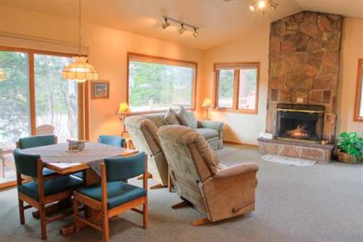 фото отеля McGregor Mountain Lodge