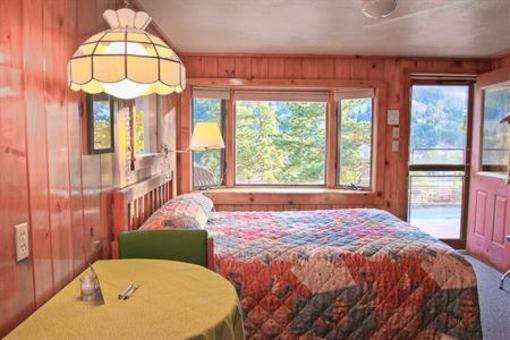 фото отеля McGregor Mountain Lodge