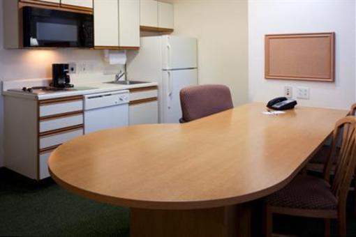 фото отеля Candlewood Suites Lake Mary