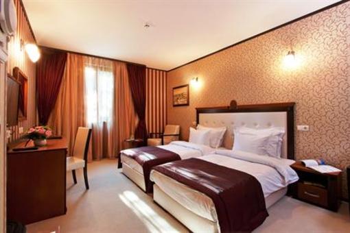 фото отеля Best Western Plus Bristol Hotel