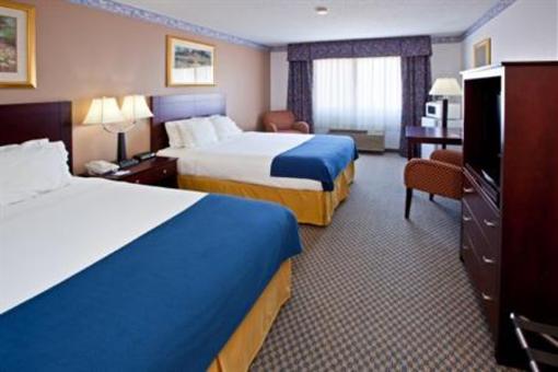 фото отеля Holiday Inn Express Elkhart North - I-80 90 Ex. 92