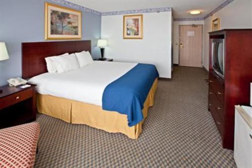 фото отеля Holiday Inn Express Elkhart North - I-80 90 Ex. 92