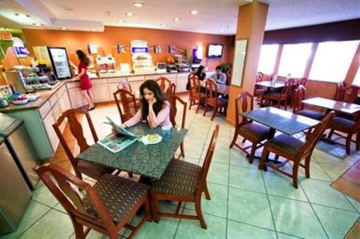 фото отеля Holiday Inn Express Santa Fe