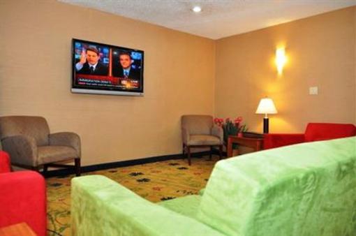 фото отеля Holiday Inn Express Santa Fe