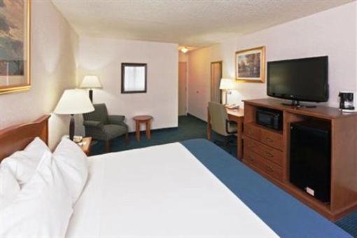 фото отеля Holiday Inn Express Santa Fe