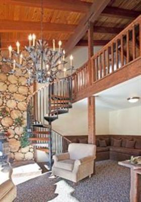 фото отеля Mammoth Creek Inn