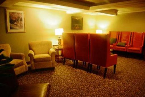 фото отеля Mammoth Creek Inn