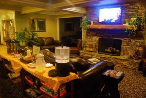 фото отеля Mammoth Creek Inn