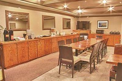фото отеля Mammoth Creek Inn