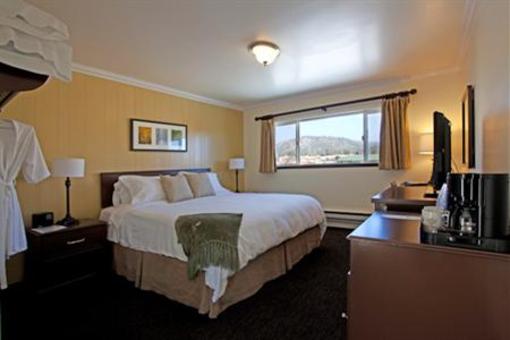 фото отеля Mammoth Creek Inn