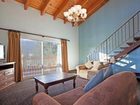 фото отеля Mammoth Creek Inn
