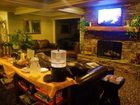 фото отеля Mammoth Creek Inn