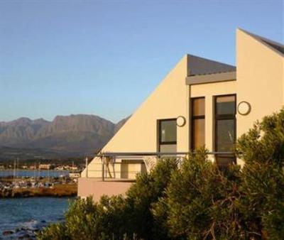 фото отеля 185 Beach Road Villa and Apartments Gordon's Bay